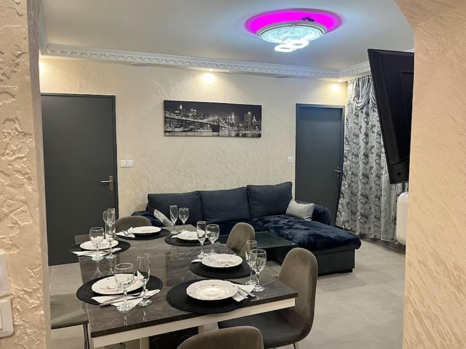 Vous Etes Les Bienvenus Apartment *